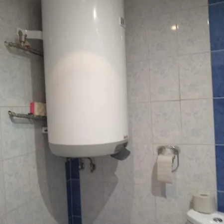Flat نيسيبار
